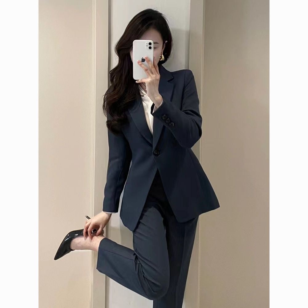 Two-piece pantsuit