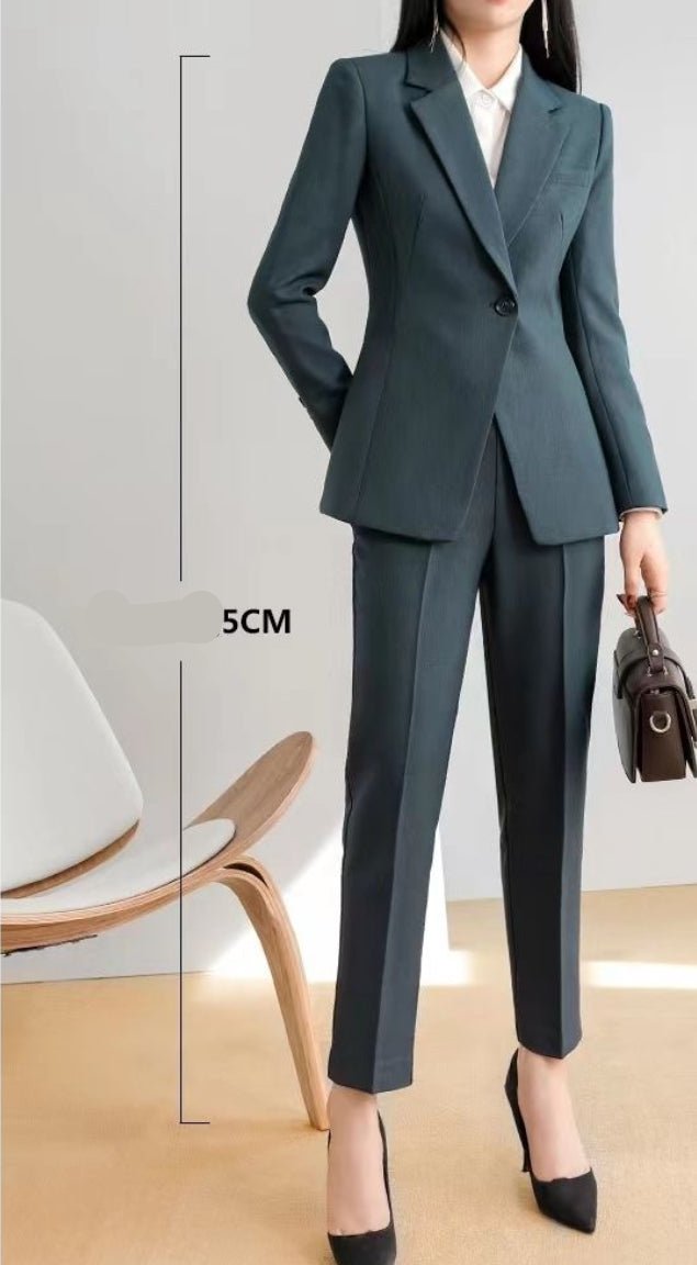 Two-piece pantsuit